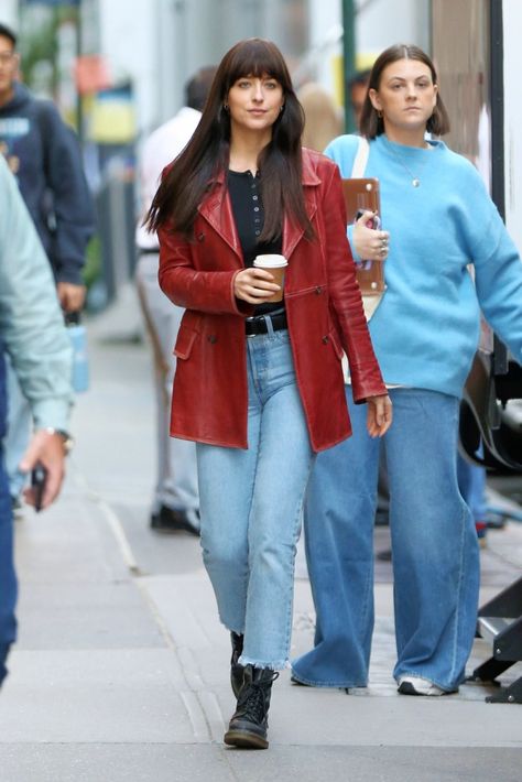 Dakota Johnson Jacket, Red Leather Blazer, Madame Web, Dakota Johnson Style, Martens Boots, Dr Martens Boots, Leather Jacket Outfits, Closet Fashion, Dakota Johnson