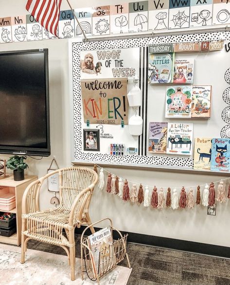 First Year Teacher Classroom Setup Kindergarten, Modern Montessori Classroom, Kindergarten Room Set Up Classroom Setup, Pegboard In Classroom, Kindergarten Classroom Boho, Elementary Classroom Decor Boho, Boho Classroom Themes Elementary, Woof Of The Week Classroom, Desert Classroom Decor