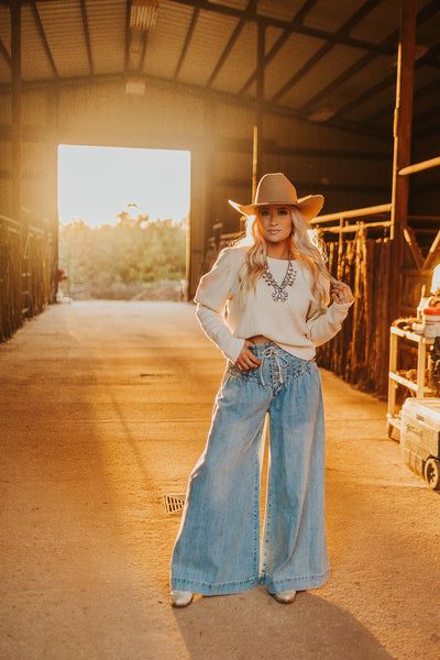 Shop All Western Wear Photoshoot, Sophisticated Western Outfits, Western Outfits Women Photoshoot, Cute Casual Western Outfit, Basic Western Outfit, Retro Cowgirl Outfits, Nfr Fashion Outfits, Stockyards Fort Worth Outfit, Dorit Kemsley Outfits