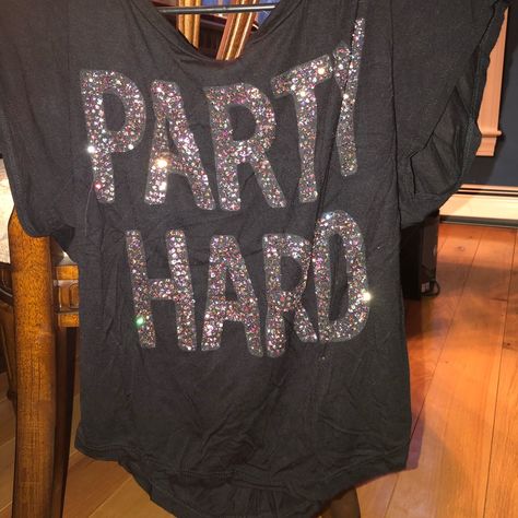 Never Worn Black T-Shirt With Glitter Spelling Party Hard. No Rips, Holes, Or Stains. Brand: A’gaci. Size: Small Glitter Tee, Glitter Shirt, Glitter Party, Tops Black, Black Glitter, Black T Shirt, Wearing Black, Black Tshirt, Tshirt Designs