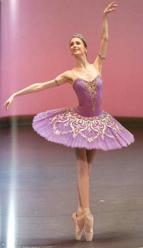 <<Svetlana Zakharova (Bolshoi Ballet) as Medora # "Le Corsaire">> Medora Ballet Costume, Nutcracker Dance, Tari Balet, Lilac Fairy, Classical Ballet Tutu, Rok Tutu, Svetlana Zakharova, Ballet Images, Ballet Pictures