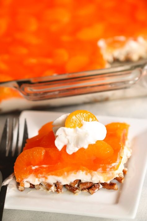 Orange Pretzel Salad, Orange Jello Salads, Cookie Salad, Congealed Salad, Pretzel Desserts, Orange Jello, Pretzel Salad, Shugary Sweets, Orange Cookies