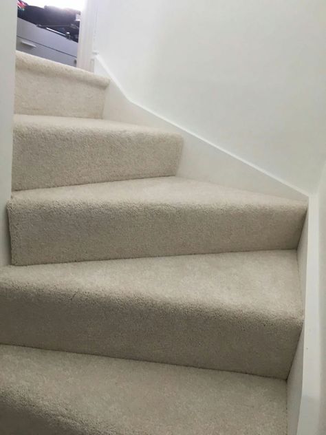 Carpet suitable for stairs Grey Carpet Stairs, White Herringbone Floor, Seagrass Carpet, Herringbone Flooring, Cream Carpet, Stair Gallery, Carpet Underlay, Stair Carpet, White Herringbone