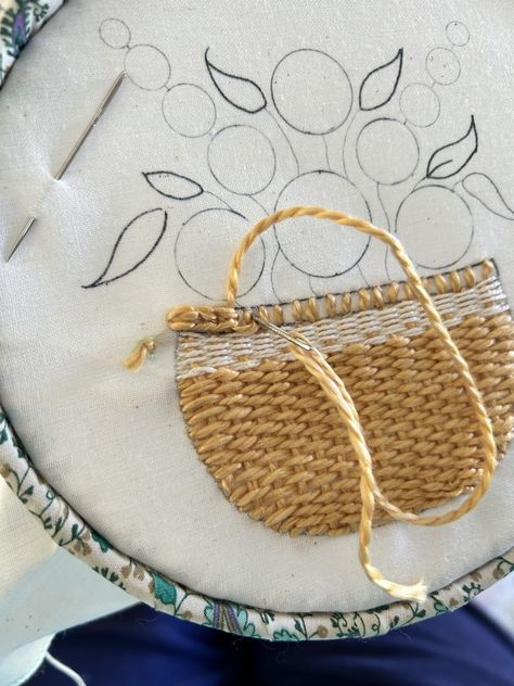 basket weave stitch Embroidery Basket Weave Stitch, Embroidery Basket Stitch, Basket Embroidery, Community Cafe, Basket Weave Stitch, Embroidery Workshop, Basic Hand Embroidery Stitches, Cushion Embroidery, Basketweave Stitch