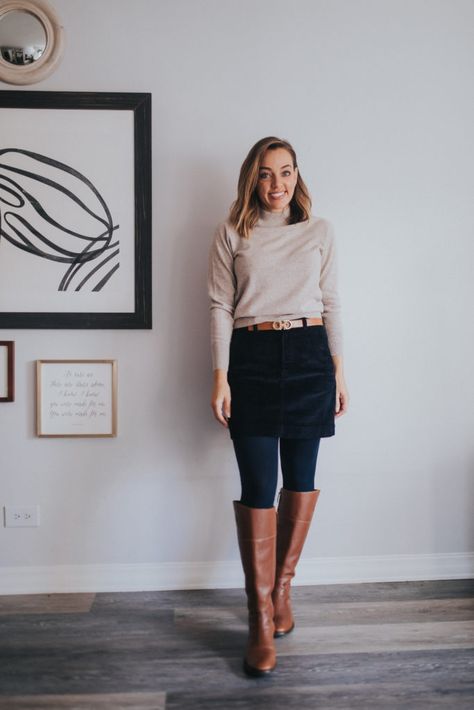 Navy Corduroy Skirt Outfit, Winter Skirt Work Outfit, Navy Skirt Outfit Fall, Navy Skirt Outfit, Winter Modest Outfits, Skirt Outfits With Boots, Corduroy Skirt Outfit, Skirt Outfit Fall, Dress Up Jeans