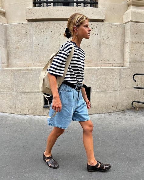 Striped Tshirt Outfits, Street Style Fall Outfits, Tshirt Outfit, Outfit Inspo Summer, Europe Fashion, Denim Trends, Tshirt Outfits, Spring Summer Outfits, Last One