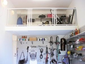 A garage mezzanine, can't see it hear because it's tucked away but it has a cantilevered drop ladder just like the ones used to access attics.  It's very cool! Attic Mezzanine, Garage Mezzanine, Renovation Old House, Tall Garage, Mezzanine Storage, Storage For, Attic Rooms Ideas, Attic Organization, Attic Decor