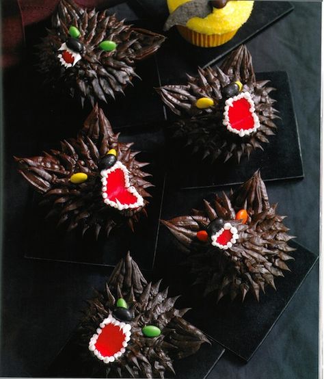 This guest recipe is a Karen Tack and Alan Richardson Original recipe courtesy of Duncan Hines. Werewolf Cupcakes Hands-On Time: 1 hour and 30 min Howlingly delicious! – If you have a monster appetite for baking adventures, then this is the project for you! Scare up some friends to join in the werewolf cupcake fun! … Spooky Halloween Recipes, Sweet And Spooky, Spooky Halloween Food, Devil's Food Cake, Spooky Food, The Werewolf, Duncan Hines, Halloween Baking, Halloween Goodies