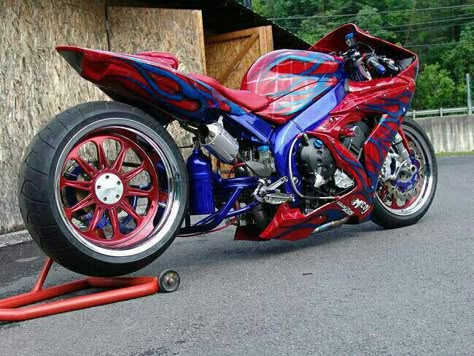 Spider Spiderman Car, Cars And Bikes, Transformers Memes, Motorcycle Paint Jobs, Motorcross Bike, Transformers Funny, Biker Love, Pretty Bike, Transformers Comic