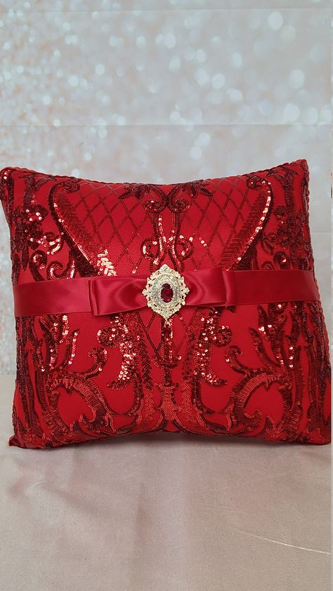 Quinceanera Pillow, Red Quinceanera Ideas, Sunflower Bridal Bouquet, Red Quince, Champagne Toasting Flutes, Bridal Sunflowers, Gift Card Boxes, Toasting Flutes, Champagne Flutes