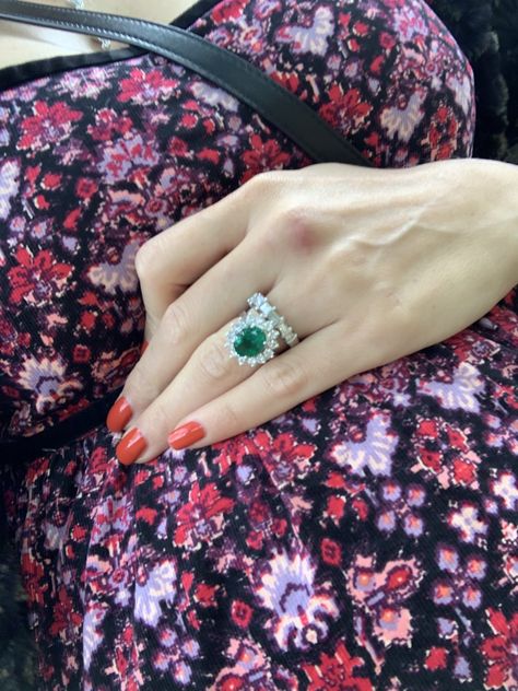 Forever Ring, Stacked Rings, Jewellery Board, Forever Rings, Shiny Jewelry, Jewelry Boards, Jewelry Lookbook, Emerald Jewelry, Van Cleef