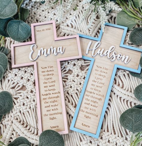 We have the PERFECT decorative Sleep Prayer CROSS to add to your little one's nursery ! Crosses Diy, Wood Crosses Diy, Sleep Prayer, Custom Nursery Sign, Baby Dedication Gifts, Boho Cross, Baby Dedication, Gender Reveals, Personalized Cross