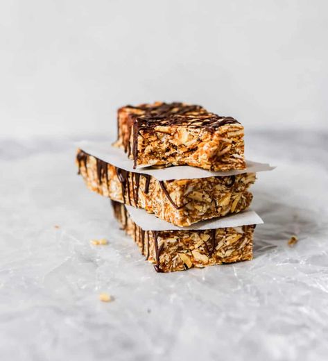 Healthy Chewy Granola Bar recipe that calls for just TEN ingredients. These delicious bars are packed with whole grains, fiber, protein and healthy fats. They can easily be made vegan, are gluten-free, free of refined sugars, and can also be made nut-free! | From Lauren Grant of Zestful Kitchen #chewygranolabar #vegangranolabar #glutenfreegranolabar #nutfreegranolabar Chewy Granola Bar Recipe, Date Granola Bars, Date Granola, Nut Free Granola Bars, Granola Bar Recipe Chewy, Gluten Free Granola Bars, Best Granola Bars, Vegan Granola Bars, Granola Bar Recipe