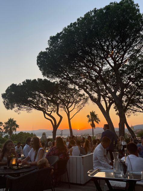 St Tropez Restaurant, St Tropez Aesthetic, St Tropez Style, Vision 2023, Mediterranean Aesthetic, Fake Account, France Aesthetic, French Summer, Cap Ferret