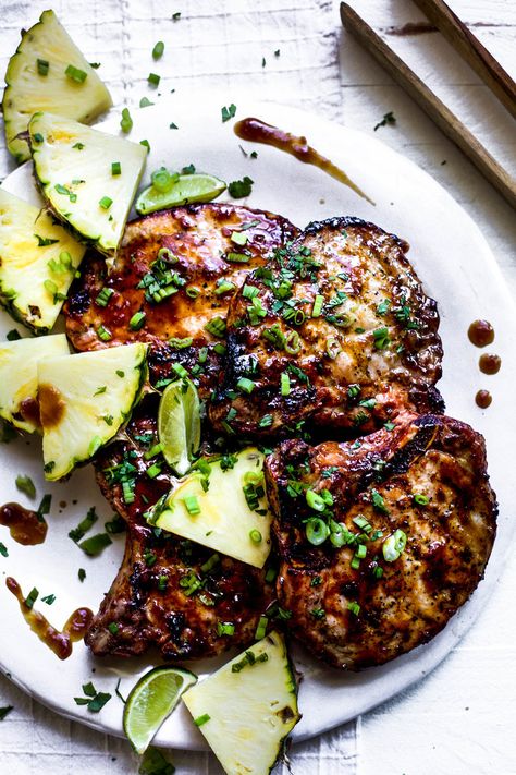 Grilled Pineapple Glazed Pork Chops Backyard Bbq Recipes, Cook Pork Chops, Glazed Pork Chops Recipes, Backyard Bbq Food, Pineapple Glaze, Carribean Food, Bbq Pork Ribs, Glazed Pork Chops, Glazed Pork