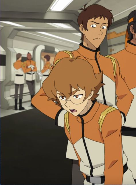 Lance and Pidge in their Galaxy Garrison uniforms from Voltron Legendary Defender Lance And Pidge, Galaxy Garrison, Kinnie List, Alpha Centauri, Voltron Legendary Defender, Netflix Originals, Really Cute Outfits