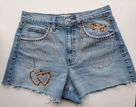 Bedazzled Denim, Denim Fringe Shorts, Style 90's, Bling Denim, Denim Fringe, Fringe Shorts, Tassel Shorts, Bling Jeans, Custom Bling