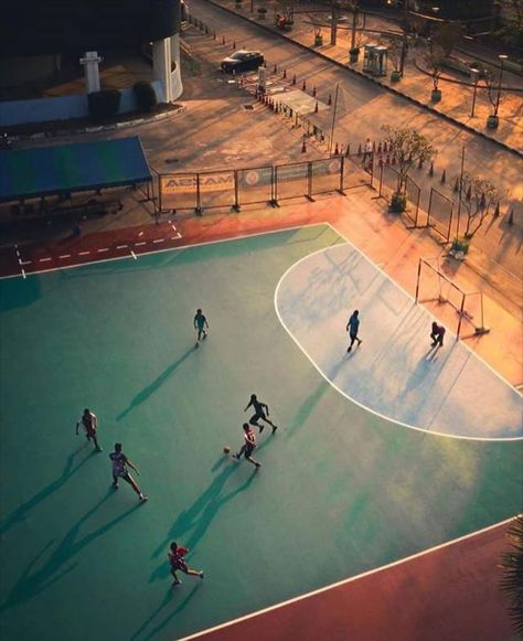 Futsal Court, Football Ads, Street Football, Street Soccer, Game Of Thrones Artwork, Soccer Art, Football Photography, Evening Sun, Football Is Life