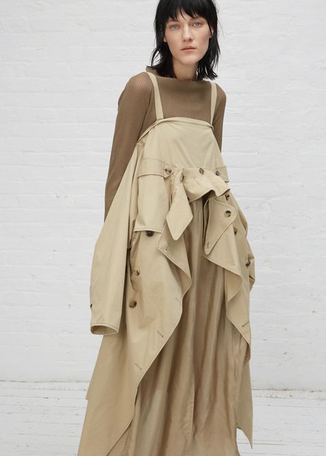 // MARGIELA trench dress Stationary Essentials, Fashion Trends Magazine, Deconstruction Fashion, Trench Coat Dress, Trench Dress, Swag Girl Style, Secret Agent, Dress Beige, Fashion Project