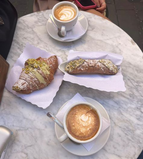 Pistachio Croissant, Italian Breakfast, Italy Summer, Trevi Fountain, Coffee Breakfast, Rome Italy, Pistachio, Cappuccino, Rome