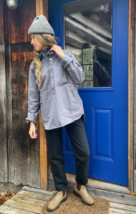 Womens Outdoorsy Outfits, Swedish Woman Aesthetic, Hiking In Scotland Outfit, Farm Style Clothing, Womens Outdoor Outfits, Pnw Style Woman, Blundstone Dress Outfit, Outdoorsy Style Winter, Gardening Outfits For Women