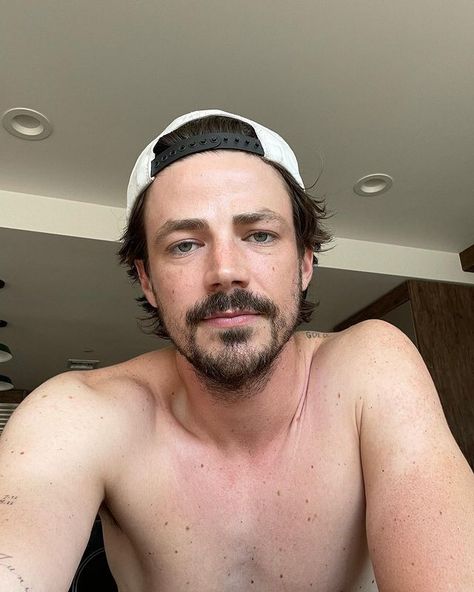 Grant Gustin photo Grant Gustin Hair, The Flash Grant Gustin, Instagram Portrait, Fastest Man, Barry Allen, Grant Gustin, Hottest Pic, Man Alive, The Flash