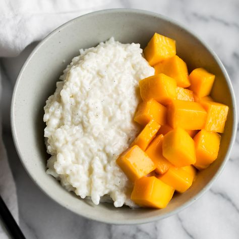 Coconut Rice Pudding with Mango Mango Rice Pudding, Mango Rice, Coconut Sticky Rice, Indian Rice Pudding, Sour Cream Biscuits, Green Chile Stew, Coconut Rice Pudding, Rice Pudding Recipes, Indian Rice