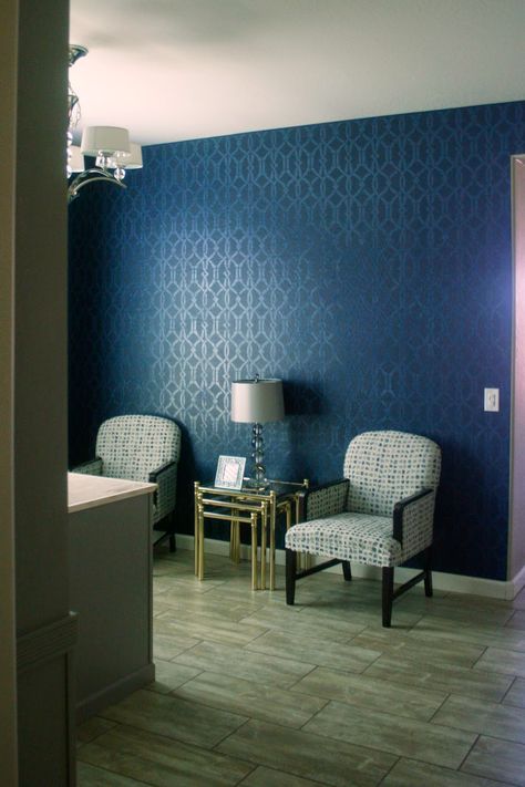 Stenciled Walls, Popular Home Decor, Wall Stencil Patterns, Floor Designs, Room Wall Painting, Wall Stencil, Wall Stencils, Dark Wall, Stencil Pattern