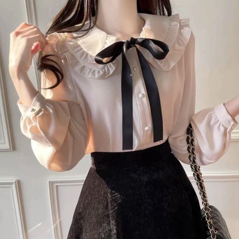 Dolly Shirt, Casual Academia, Lady Tops, Chiffon Shirt Blouse, Mori Girl Fashion, Doll Collar, Cottagecore Fashion, Button Blouse, Chiffon Shirt