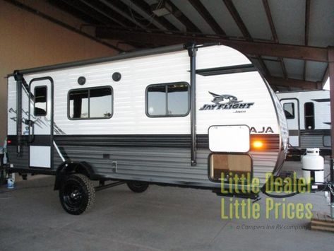 New 2024 Jayco Jay Flight SLX 195RB Travel Trailer at Campers Inn | Phoenix, AZ | #88732 Jayco Camper Trailer, Jayco Campers, Jayco Travel Trailers, Rv Types, Truck Covers, Used Rv, Deer Valley, Rv Parts, Camper Ideas