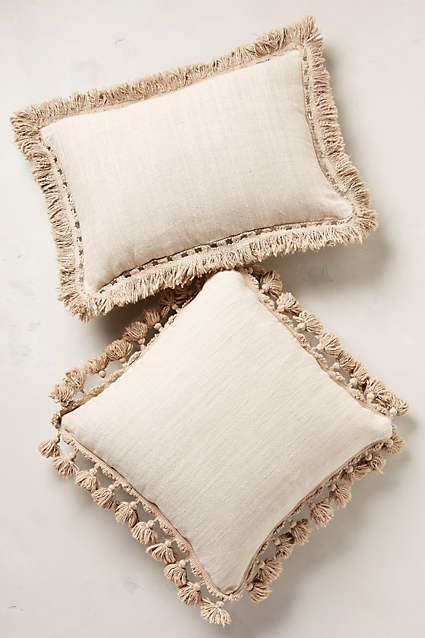 Burlap Bedroom, Burlap Diy, Glam Pillows, Pillows Diy, Zimmer Diy, Yellow Decorative Pillows, Pillows Decorative Diy, Pillows Couch, White Decorative Pillows