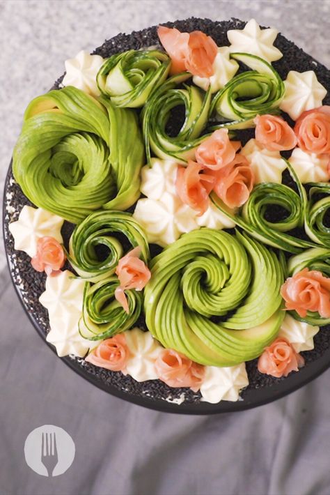 Sushi Cake Recipe, Pie Savoury, Cooking Recipes Veg, Sushi Cakes, Seafood Platters, Baked Sushi, Shavuot Recipes, Foodies Of Sa, African Homes