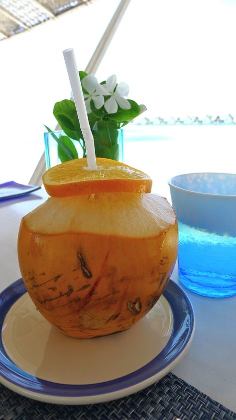 King Coconut, Asian Drinks, Fresh Coconut, Fruit Drinks, Hiccup, Healthy Dishes, My Girlfriend, Popular Recipes, Hello Summer