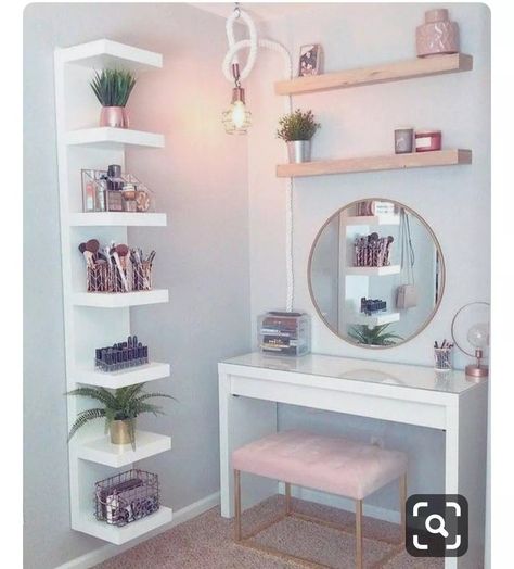 Small Apartment Bedrooms, Simple Bedroom Decor, Pink Bedroom Decor, Dressing Table Design, Circle Mirror, Apartment Bedroom Decor, Makeup Rooms, Stylish Bedroom, Girl Bedroom Decor