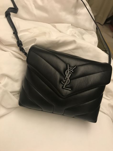 Ysl Toy Loulou Bag Outfit, Ysl Toy Loulou, Ysl Toy, Ysl Loulou Bag, Trendy Purses, Luxury Bags Collection, Bag Obsession, Hot Bags, Luxury Purses