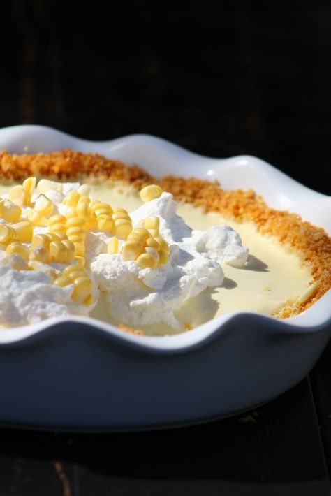 Amazing sweet corn cream pie! From the corn flake crust to the light and milky corn cream mousse, this (almost) no bake pie is the perfect summer dessert. Corn Cream, Corn Pie, No Bake Pie, Corn Flake, Sweet Pie, Fall Inspiration, Cereal Recipes, Brownie Cookies, Summer Dessert