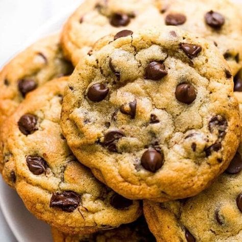 Bakery Style Chocolate Chip Cookies - Handle the Heat Chocolatechip Cookies, Triple Chocolate Chip Cookies, Handle The Heat, Keto Chocolate Chip Cookies, Keto Chocolate Chips, Clam Recipes, Desserts Vegan, Best Bakery, Chocolate Chip Cookie Recipe