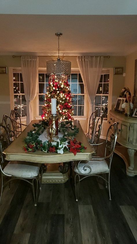 Christmas Tree In Dinning Room, Christmas Decor, Dining Room, Christmas Decorations, Christmas Tree, Holiday Decor, Christmas, Home Decor, Christmas Décor