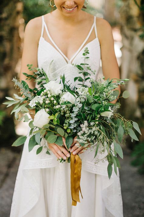 Greenery Bouquet with White Flowers and a Gold Ribbon Foliage Bouquet, Carnation Bouquet, Greenery Bouquet, Boho Styl, Green Bouquet, Foliage Wedding, Creative Wedding Ideas, White Wedding Bouquets, Organic Style