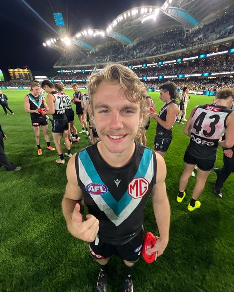 Port Adelaide ⚡ | wins but in 0.5 | Instagram Afl Players, Port Adelaide, Funny Pix, Football Club, Pear, Football, Funny, Quick Saves, Instagram