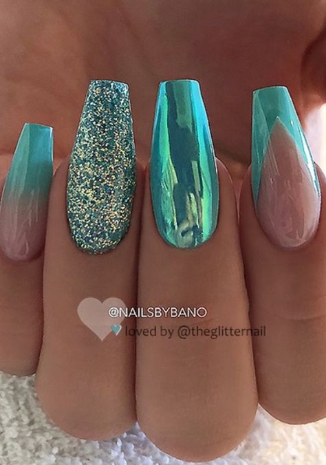 Wedding Nails Turquoise, Tiffany Green Nails, Turquoise Nails With Rhinestones, Turquoise Sparkle Nails, Teal Birthday Nails, Tourquise Nails Design, Turquoise Green Nails, Blue Sparkle French Tip Nails, Turquoise And Silver Nails