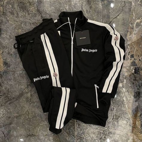 #palmangels #style #pinterest Palm Angels Tracksuit, Mens Luxury Lifestyle, Dapper Mens Fashion, Tracksuit Outfit, Drip Outfit Men, Hype Clothing, Man Dressing Style, Black Men Fashion Swag, Angel Outfit