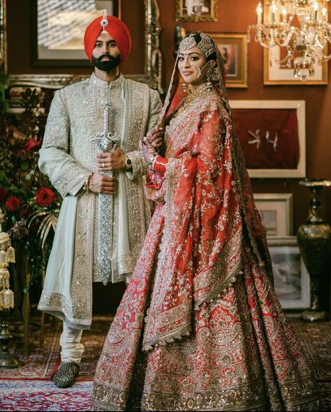 Bride And Groom Indian Wedding Outfit, Punjabi Wedding Dress, Groom Indian Wedding Outfits, Green Sherwani, Retro Wedding Dresses, Wedding Outfits For Groom, Bride Photos Poses, Indian Wedding Gowns, Wedding Dresses Men Indian