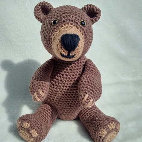 Bear Amigurumi Pattern, Bear Crochet Pattern, Baby Panda Bears, Bear Patterns Free, Bear Amigurumi, Green Bear, Bear Crochet, Crochet Fall, Paintbox Yarn