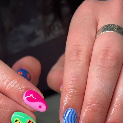 Jenna Kelly | Utah Nail Artist on Instagram: "THESE COLORS 🤩❇️🌷🦋✨🧡🏁

I definitely already posted today but @rachel_dillingham you always pick the cutest and most fun designs so i had to post again hehe 
@haha_nails_products fruit loop cuticle oil 

#blushbeautyandco #utahnails #utahnailtech #ogdennails #ogdennailtech #nailinspo #nailinspiration #nailinstagram #boycottboringnails #nailstoinspire #hardgelnails #gelnaildesign #luminarynails #checkerednails #swirlnailart #smileynails #crazynailart #brightnails #colorfulnails #handpaintednailart #summernails #springnails #summernailart #flowernails" Jenna Kelly, Nails Products, Swirl Nail Art, Checkered Nails, Crazy Nail Art, Hard Gel Nails, Acrylic Ideas, Fruit Loops, Painted Nail Art