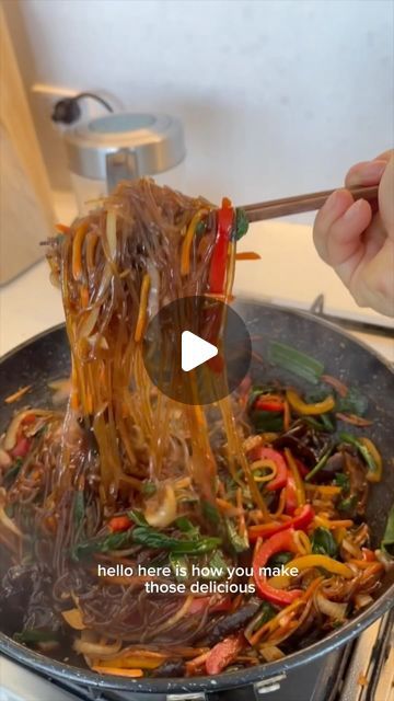 Liz Miu 苗可玉 🍐 on Instagram: "JAPCHAE 잡채 🇰🇷 Korean stir-fried glass noodles! Full recipe on my Samsung Food profile 💁🏻‍♀️

SOAK OVERNIGHT 
200g sweet potato starch noodles, called dangmyeon
10g woodear mushroom
15g dried shiitake mushroom

SAUCE
¼ cup light soy sauce 70g
¼ cup water 55g
1 tbsp dark soy sauce 17g
2 tbsp sugar 32g
1 tbsp minced garlic 12g
2 tbsp sesame oil 28g
1 tbsp neutral oil 14g
1/4 tsp salt 1.5g
1/4 tsp msg 1.5g
1/4 tsp freshly cracked pepper 1g

VEGETABLES
1 small onion
1/4 red and yellow capsicum (bell pepper)
1 carrot
1 bunch spinach,
3 stalks spring onions, green parts only cut into 2 inch pieces
1 tbsp neutral oil, to fry

TO SERVE
Toasted sesame seeds

Full recipe on my Samsung Food profile 💁🏻‍♀️

#japchae #잡채" Korean Glass Noodles Recipe, Potato Starch Noodles, Korean Noodle Recipes, Jap Chae, Noddle Recipes, Yellow Capsicum, Stir Fry Glass Noodles, Easy Asian Noodle Recipes, Korean Stir Fry