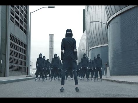 Dystopian Woman, Dystopian Films, Future Society, Fashion Films, Sport Shoes Design, Dystopian Fiction, Sporty Spice, Branded Video, Basketball Girls