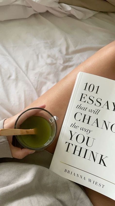 101 Essays, Vision Board Inspiration, New Year New Me, Photographie Inspo, Healthy Lifestyle Inspiration, Foto Ideas Instagram, Self Improvement Tips, Cup Of Tea, Book Aesthetic