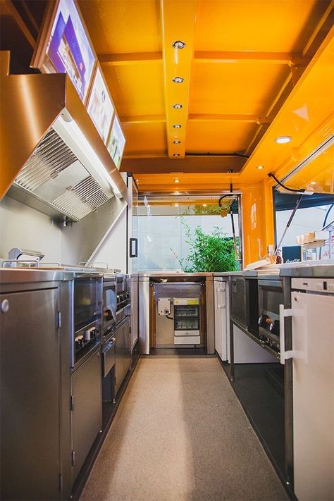 Food Truck Interior Ideas, Food Trailer Interior, Snack Trolley, Food Truck Design Interior, Food Truck Interior, Food Truck Business Plan, Foodtrucks Ideas, Starting A Food Truck, Street Food Design