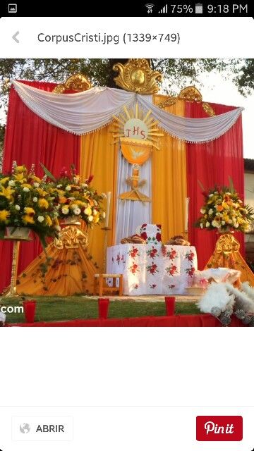 Feast Of Corpus Christi, Corpus Cristi, Corpus Domini, Church Altar Decorations, Catholic Altar, Eucharistic Adoration, Catholic Decor, Religious Education, Altar Decorations